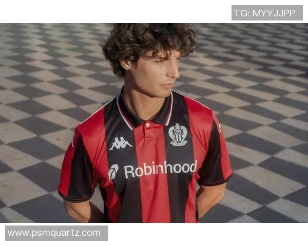 38号球衣上的传奇足球明星们的辉煌历程与成就解析