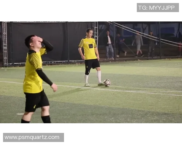 足球明星经典射门动作解析与技巧分享让你成为球场上的射手之王 足球明星经典射门动作解析与技巧分享让你成为球场上的射手之王