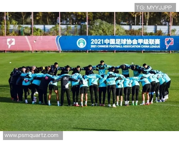 武汉羽毛球队在总决赛积分榜上以92分稳居第一名展现强劲实力